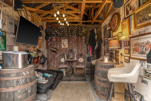 Photo 31- click for photo gallery